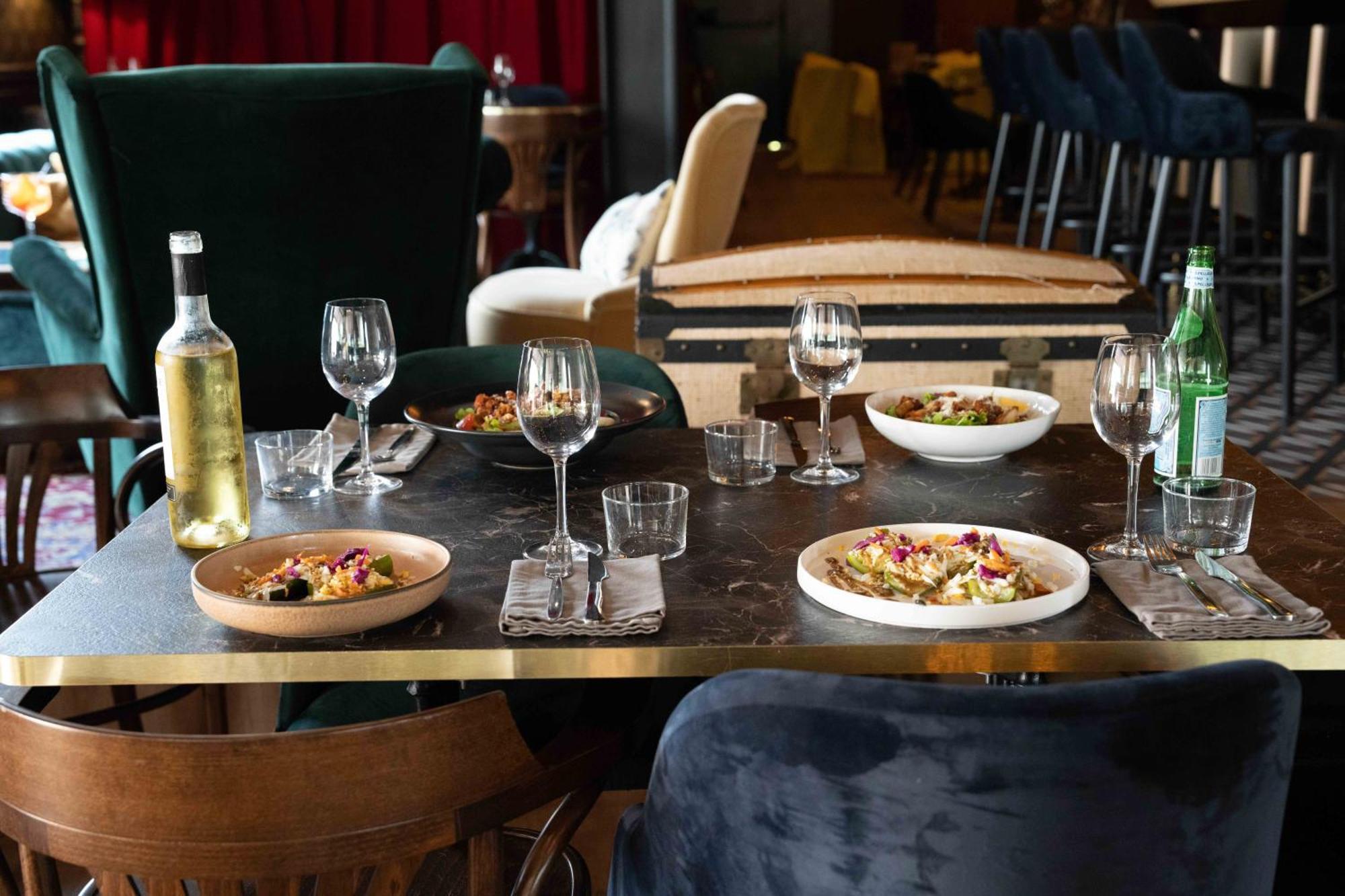 Logis Hotel & Restaurant Ludik Bergerac Eksteriør bilde