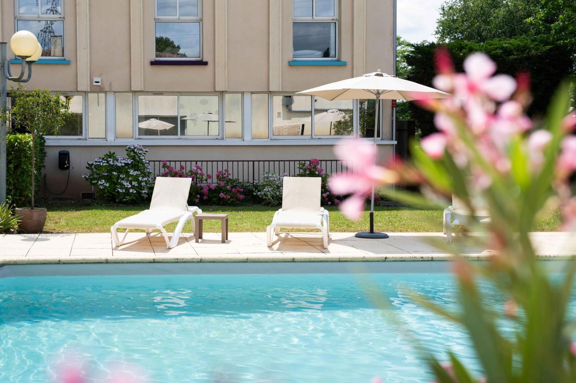 Logis Hotel & Restaurant Ludik Bergerac Eksteriør bilde